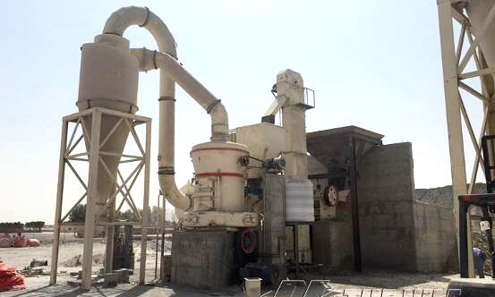 Maintenance method of Raymond mill